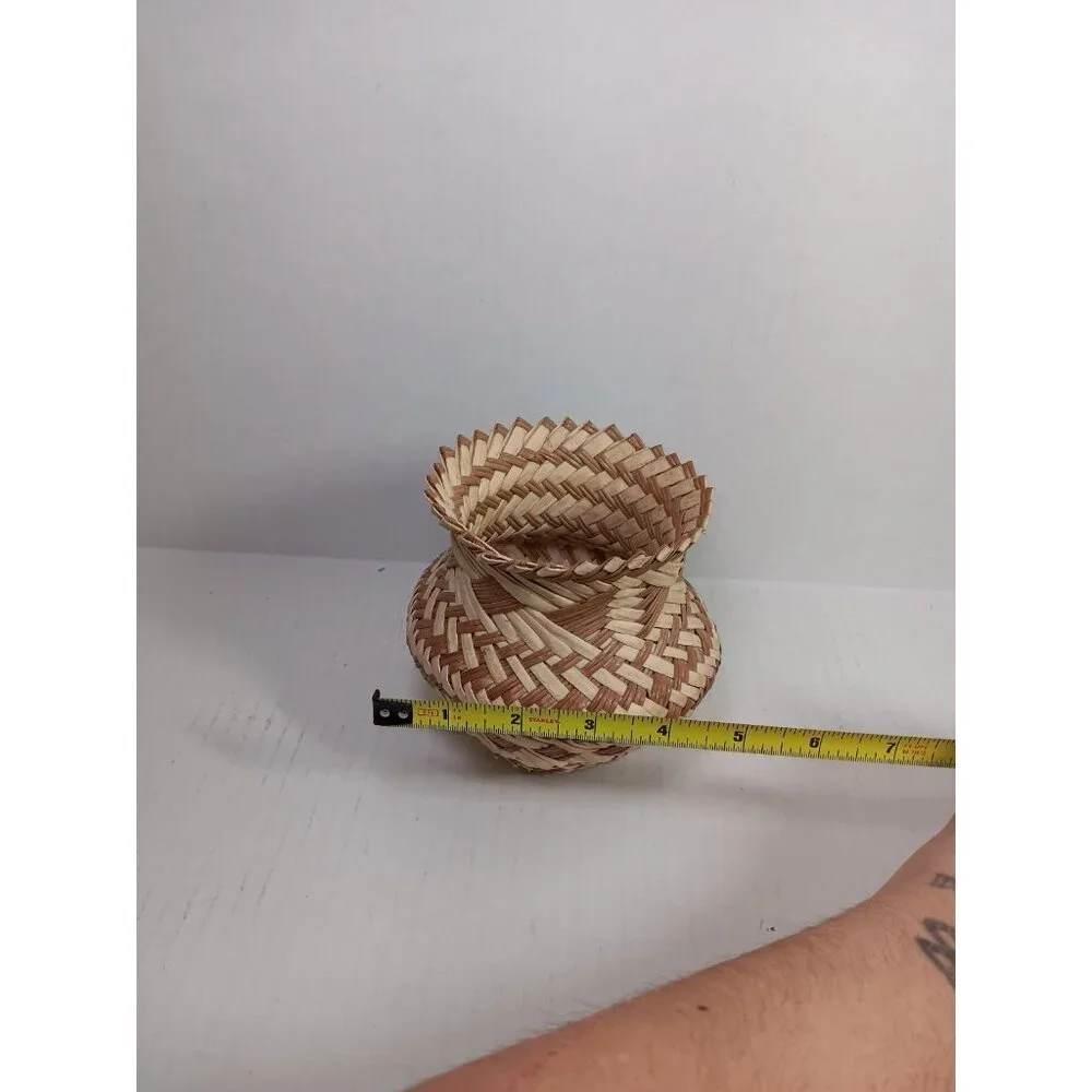Vintage Tarahumara Indian Hand Woven Weave Pine Needle Vase Basket